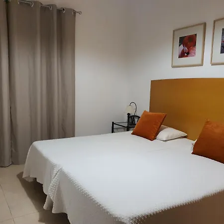 Flamingo Aparthotel 3*